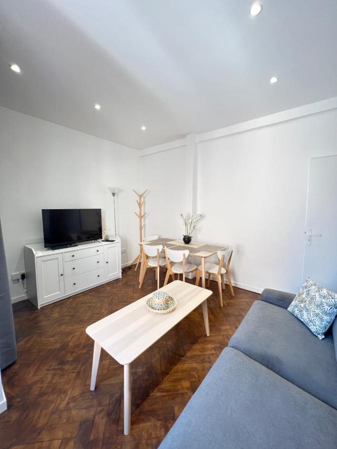 Loena Centre: Renovated 2-room Near Croisette *
