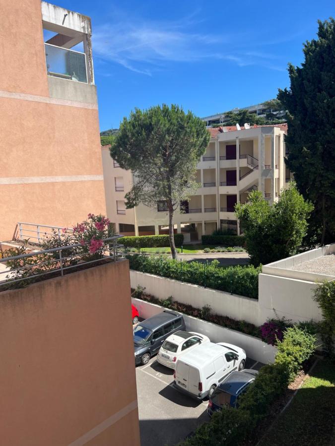 Loena Centre: Renovated 2-room Near Croisette